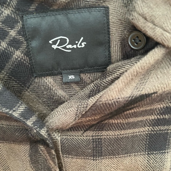 Rails XS Hunter Olive Jet Lightning Buttondown - Picture 5 of 6